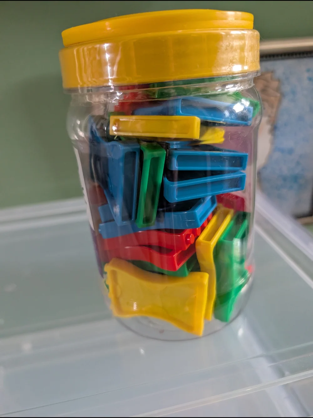 Stand & Stack Dominoes - Yellow Lid, Multicolor Pieces